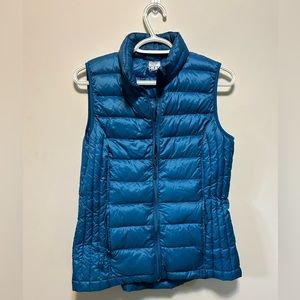 Women’s Small Blue 32 degrees down vest